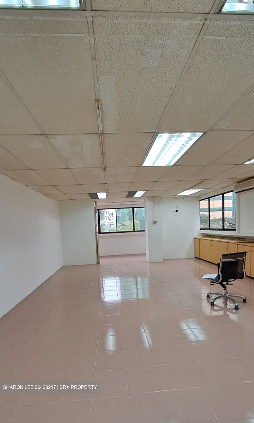 Tong Lee Building Block A (D13), Factory #478957951